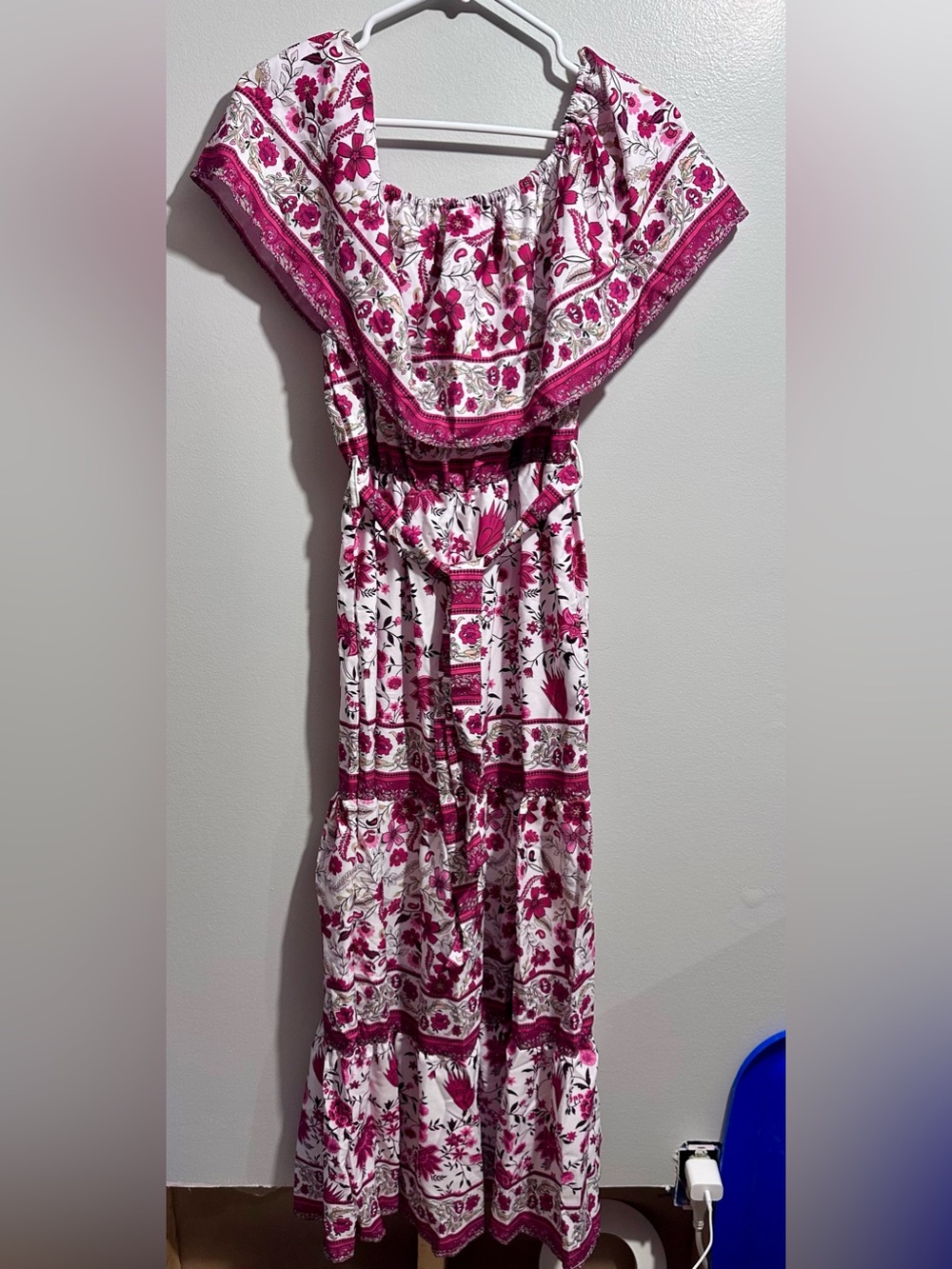 Floral Pink and White Maxi Dress with Belt Size S (876)
